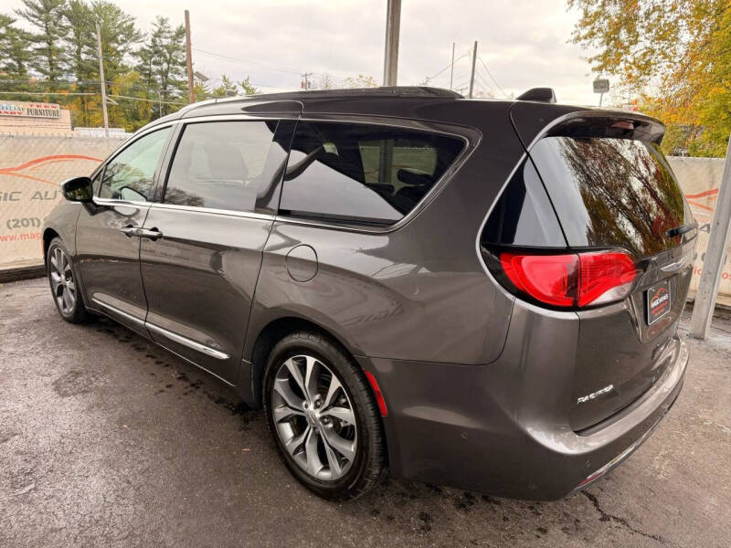 2019 Chrysler Pacifica