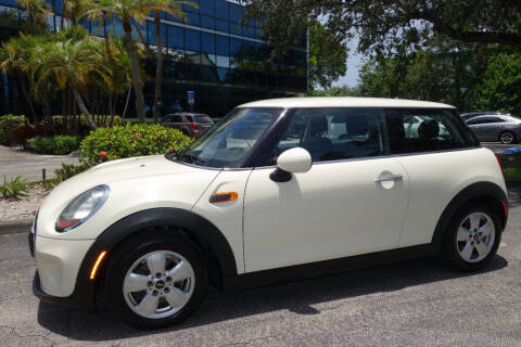 2015 MINI Hardtop 2 Door Cooper