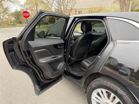 2019 Jaguar F-PACE 30t Prestige