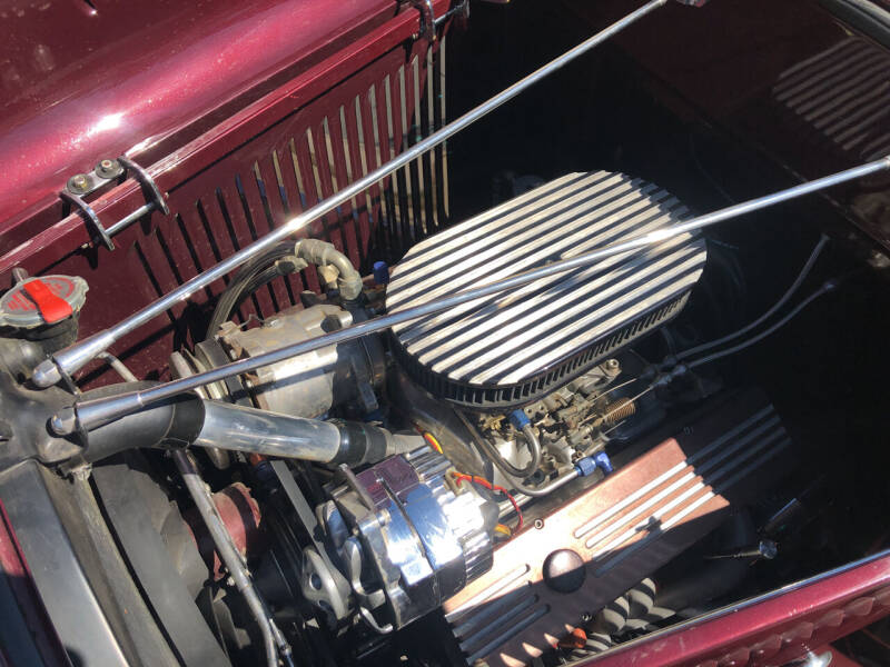 1932 Ford 2 Door Sedan