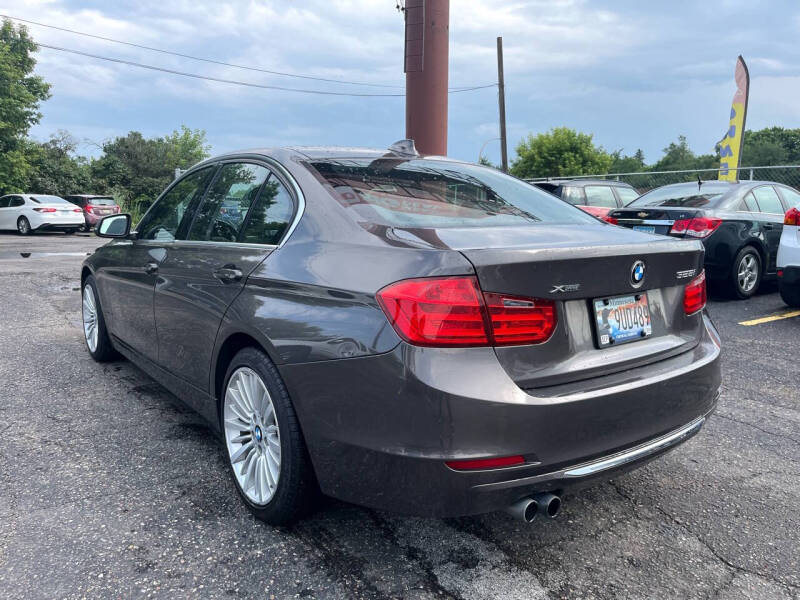 2013 BMW 3 Series 328i photo 7