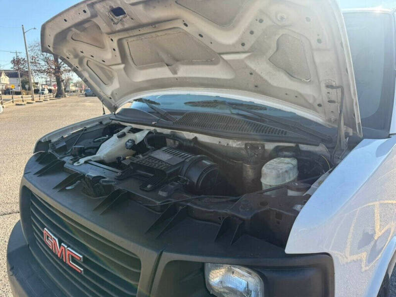 2017 GMC Savana 3500
