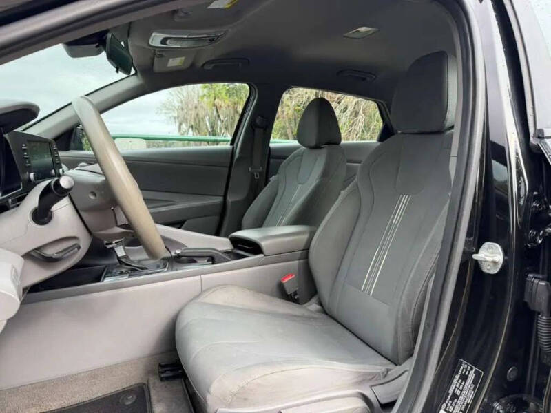 2022 Hyundai Elantra