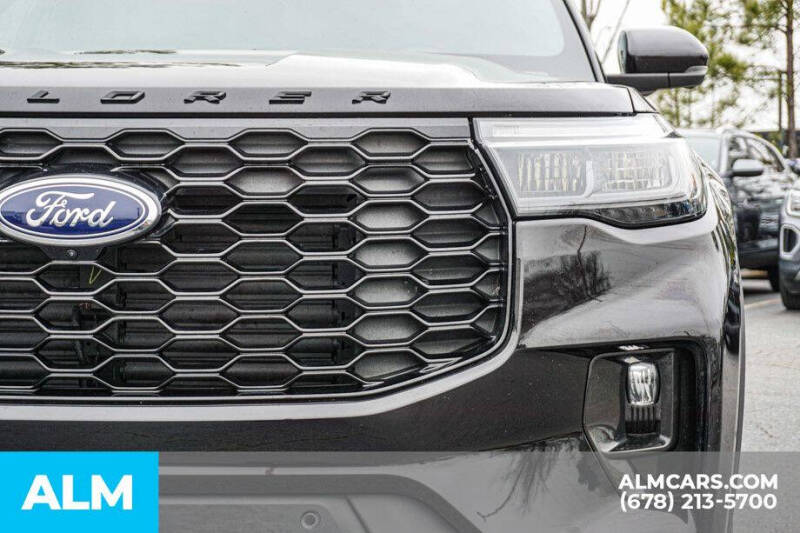 2025 Ford Explorer ST-Line