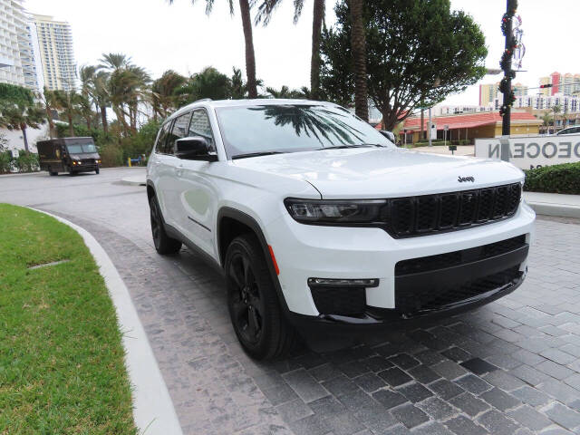 2022 Jeep Grand Cherokee L for sale at Supreme Auto Vendors LLC in Davie, FL