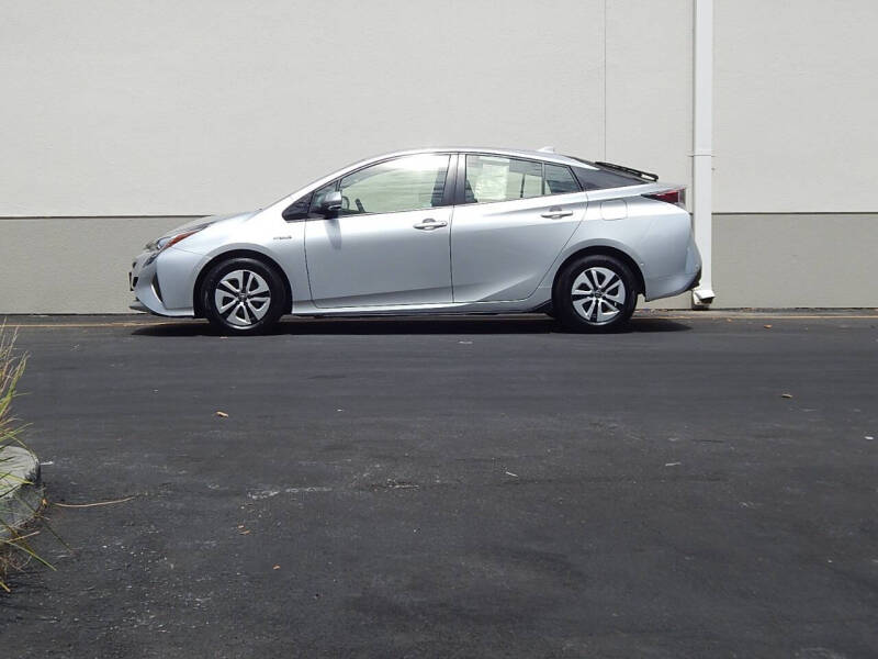 2017 Toyota Prius One