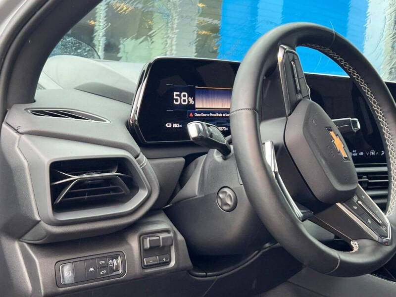 2025 Chevrolet Silverado EV LT