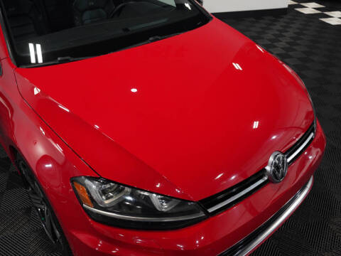 2016 Volkswagen Golf R 4Motion