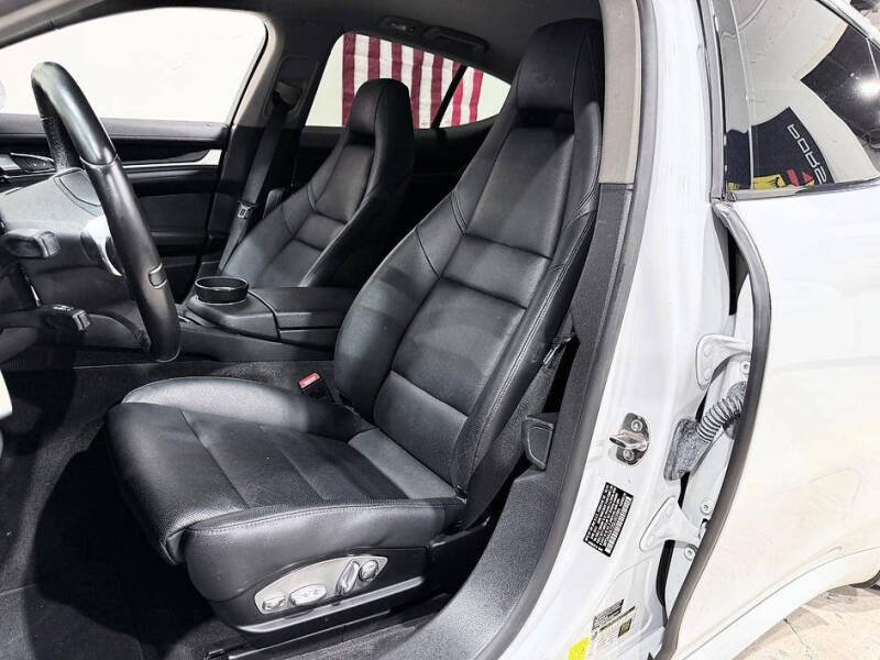 2016 Porsche Panamera