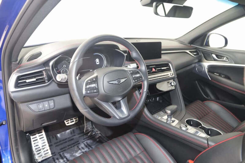 2024 Genesis G70