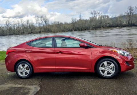 2013 Hyundai Elantra for sale at M AND S CAR SALES LLC in Independence OR