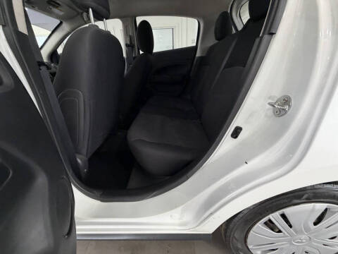 2017 Mitsubishi Mirage ES