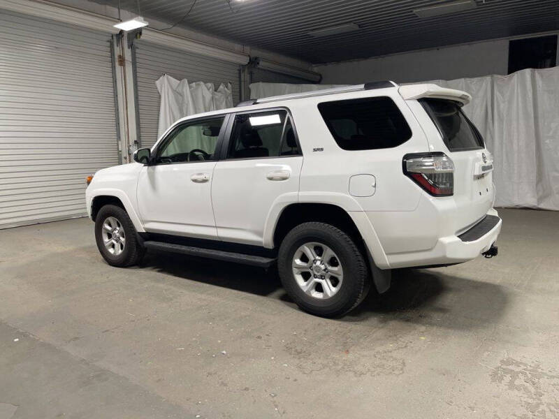 2024 Toyota 4Runner SR5