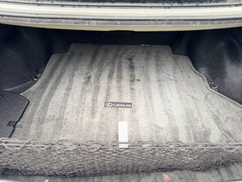2004 Lexus ES 330