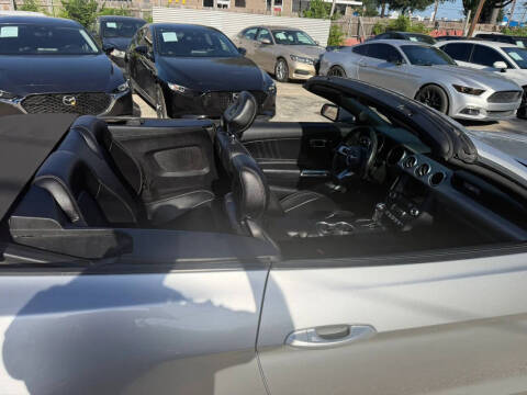 2018 Ford Mustang