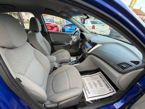 2014 Hyundai Accent GLS