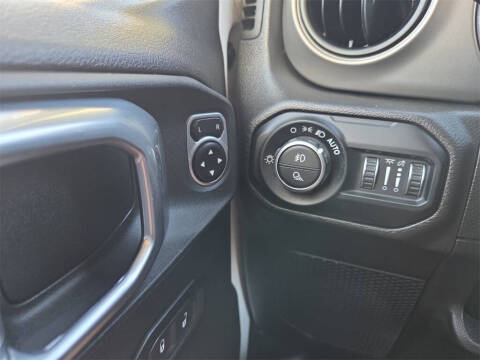 2022 Jeep Gladiator Willys