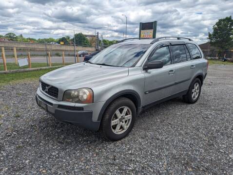 2004 Volvo XC90 for sale at Branch Avenue Auto Auction in Clinton MD
