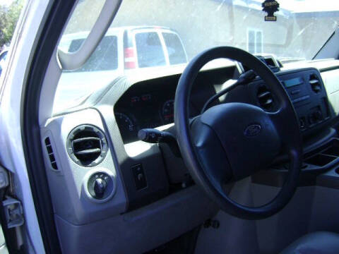 2011 Ford E-Series E-350 SD XL