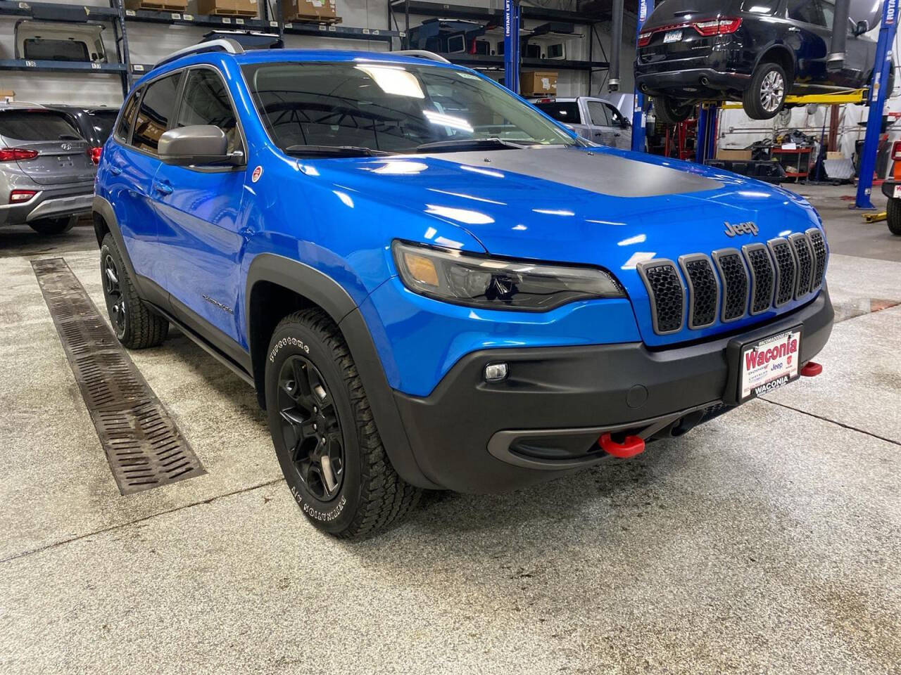 2021 Jeep Cherokee for sale at Victoria Auto Sales in Victoria, MN