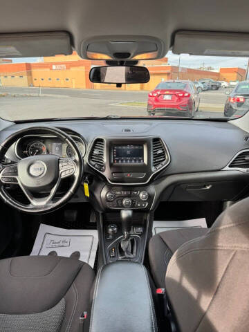 2020 Jeep Cherokee Latitude
