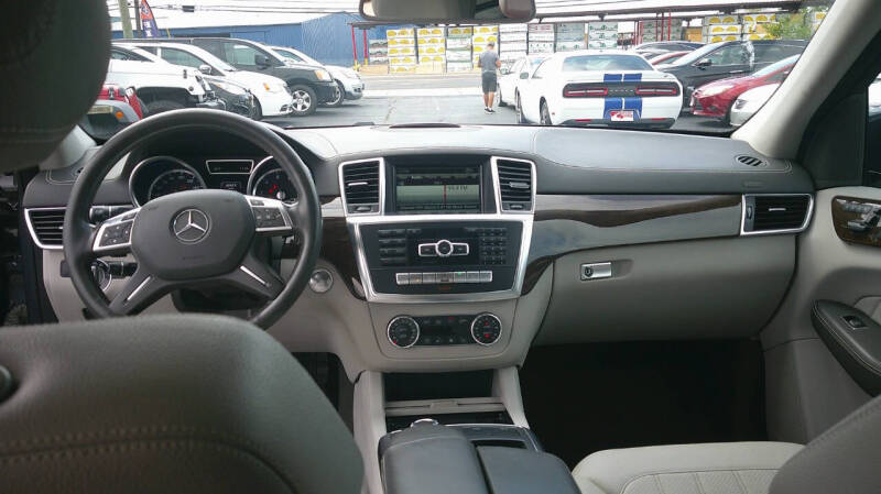 2015 Mercedes-Benz GL-Class GL 450 4MATIC