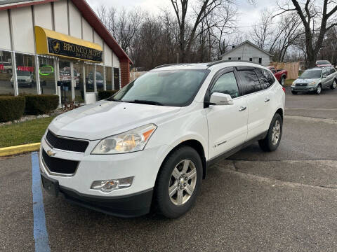 2010 Chevrolet Traverse for sale at Bronco Auto in Kalamazoo MI