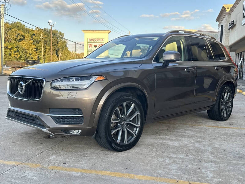 2017 Volvo XC90 T6 Momentum
