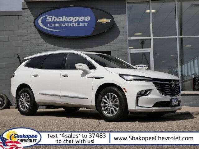 2022 Buick Enclave for sale at SHAKOPEE CHEVROLET in Shakopee MN