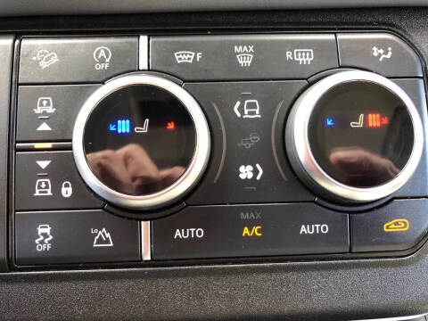 2023 Land Rover Defender 130 First Edition