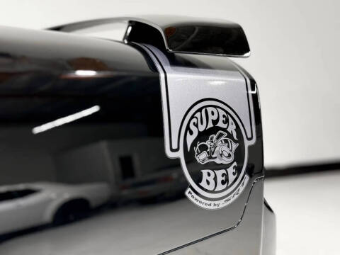 2012 Dodge Charger SRT8 Super Bee