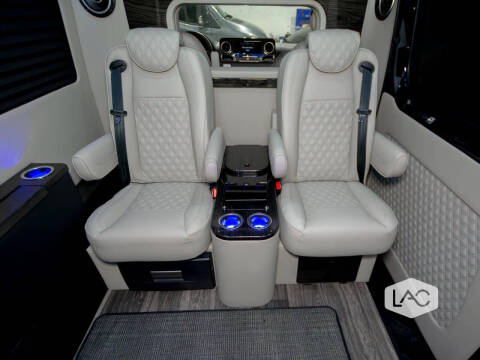 2024 Mercedes-Benz Sprinter 3500XD