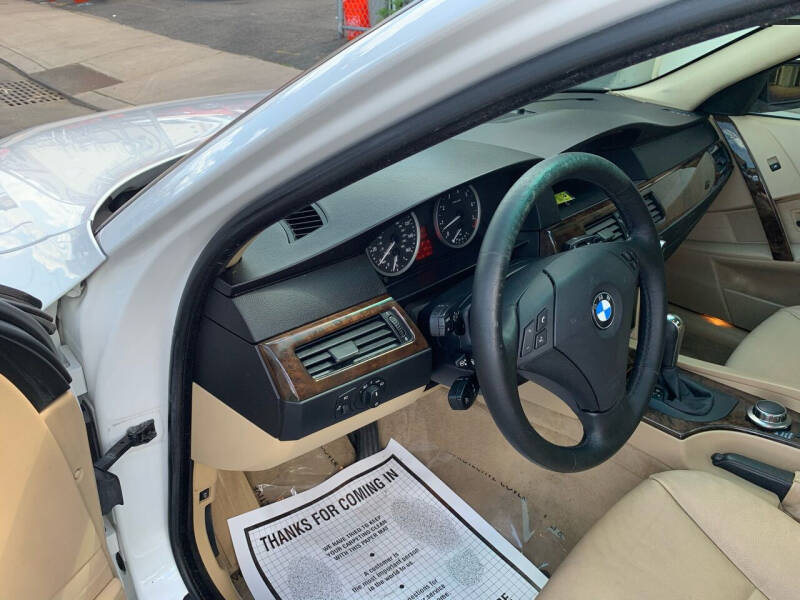 2006 BMW 5 Series 525xi