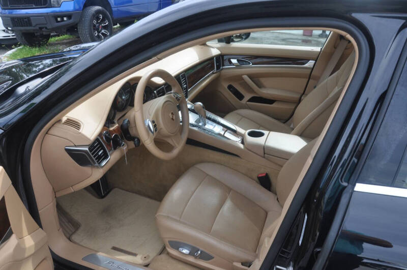 2013 Porsche Panamera