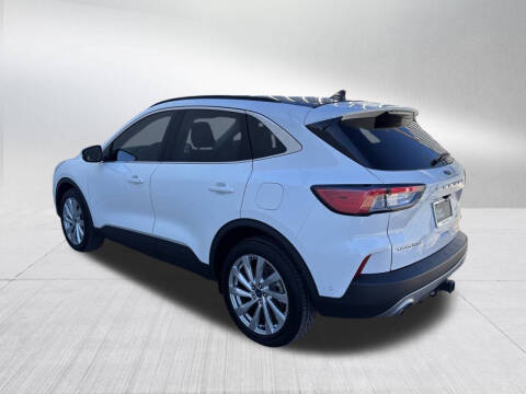 2022 Ford Escape Titanium