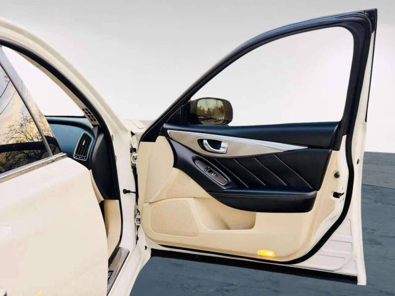 2016 Infiniti Q50 3.0T Premium