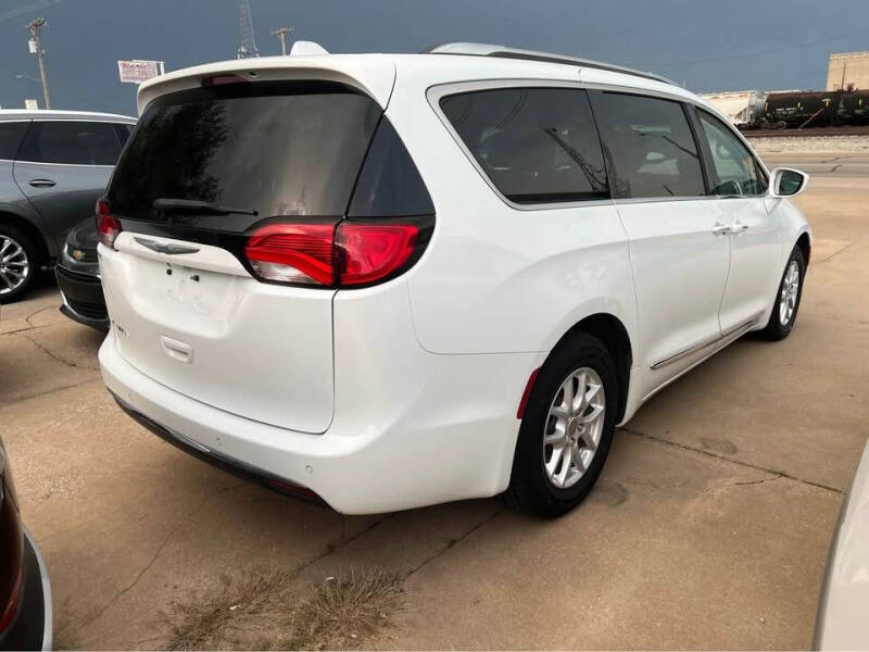 2020 Chrysler Pacifica Touring L