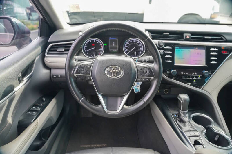 2020 Toyota Camry LE