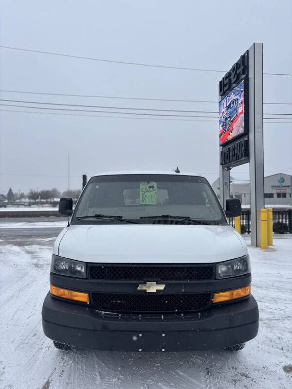 2021 Chevrolet Express 2500