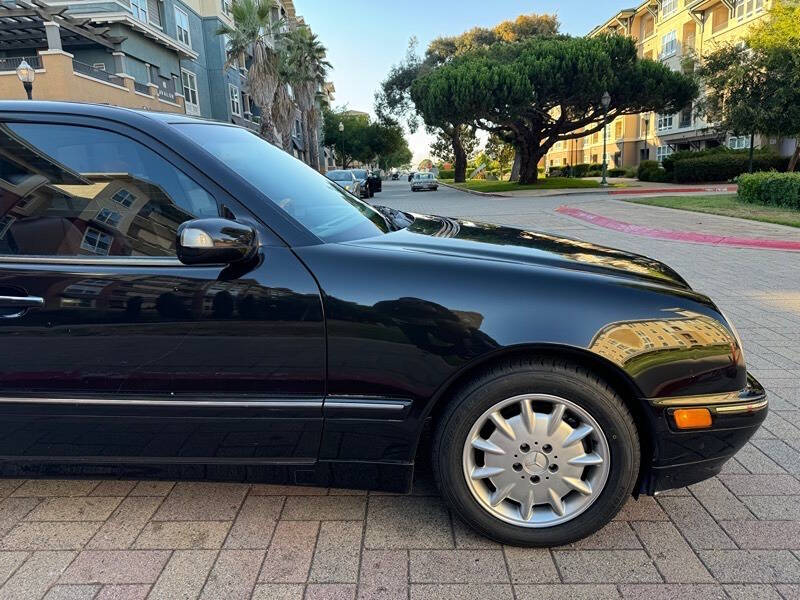 2000 Mercedes-Benz E-Class E 320