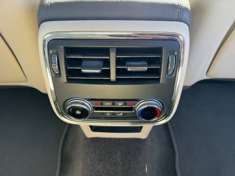 2017 Lincoln Continental Reserve