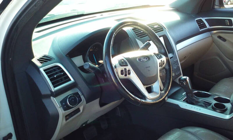 2011 Ford Explorer XLT