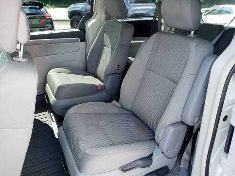 2012 Volkswagen Routan S