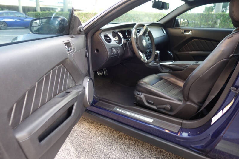 2012 Ford Mustang V6 Premium