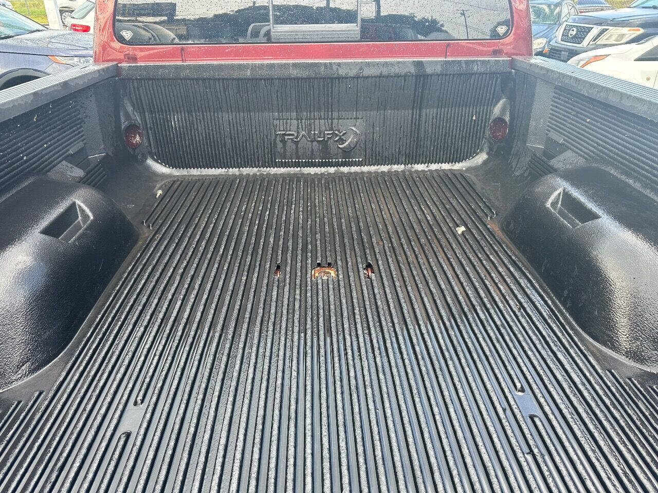 2016 FORD F-250 Pickup - $26,900