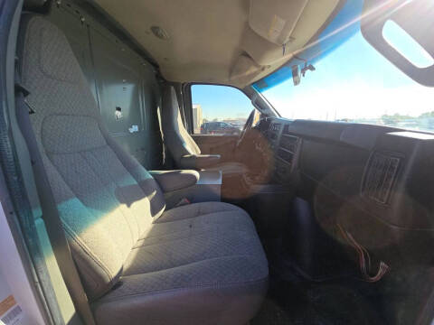 2017 Chevrolet Express 2500