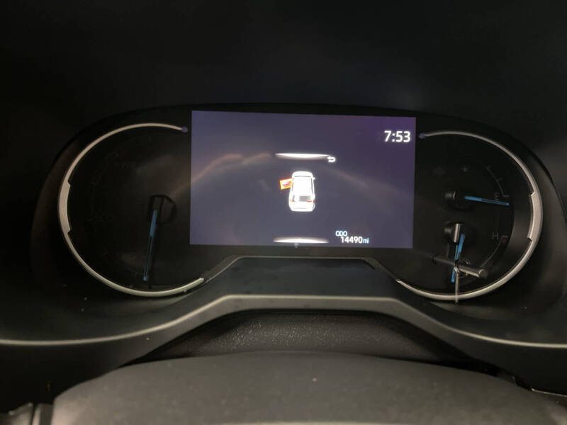 2023 Toyota RAV4 Hybrid SE