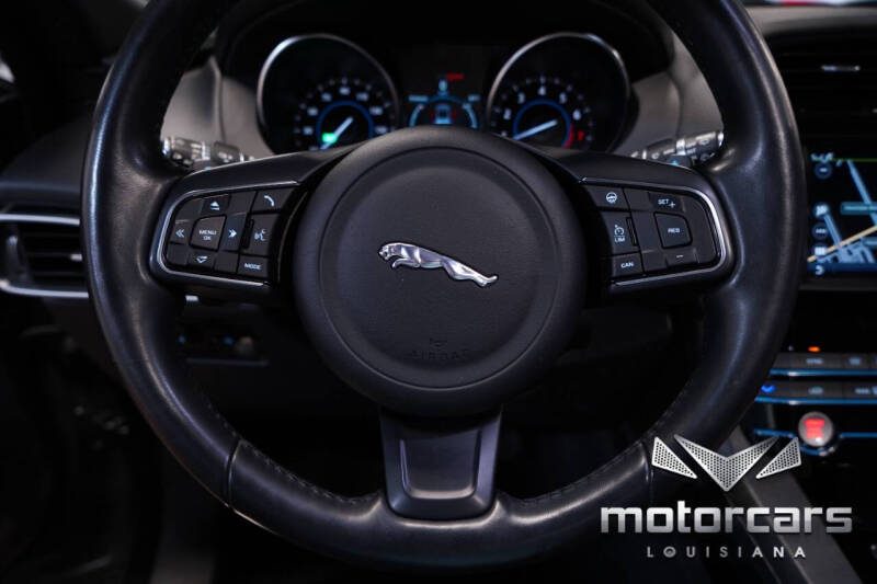 2018 Jaguar F-PACE 25t Premium