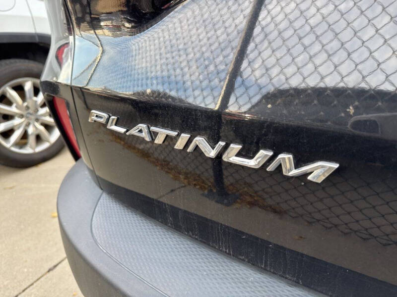 2025 Ford Escape Platinum