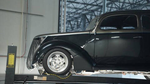 1937 Ford Tudor